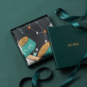 Bufanda de seda celestial personalizada con caja de regalo para cumpleaños y aniversario, Starlit Memoir Custom Star Map Pocket Square y estola de seda