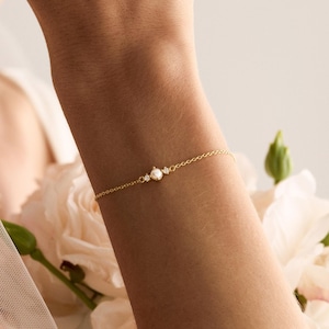 Minimalistische zoetwaterparelarmband met CZ-diamanten, 14K vergulde parelarmband, bruidsarmband, huwelijkssieraden, cadeau bruidsmeisje