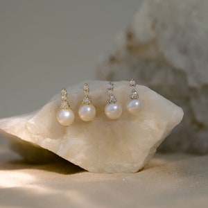 Véritable boucle d'oreille en perle d'eau douce avec diamant, boucles d'oreilles pendantes en perles, boucles d'oreilles de mariée simples naturelles en or, cadeau de Noël, cadeau de demoiselle d'honneur image 4