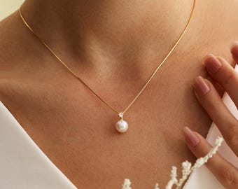 Natural Pearl Necklace with CZ Diamond, Simple Pearl Pendant Necklace, Wedding Necklace, Bridal Jewelry, Gift for Mom, Handmade Gift for Her