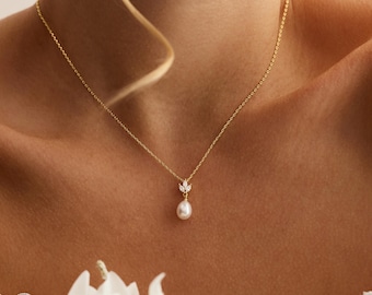 Minimalist Freshwater Pearl Necklace with Diamond, Daily 14K Gold Plated Pearl Necklace, Wedding  Necklace, Bridesmaid Gift, Gift for Mom