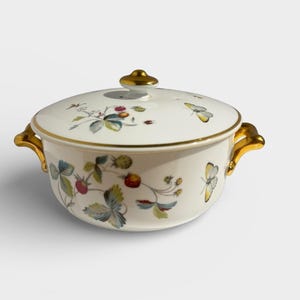 Royal worcester strawberry fair - Etsy 日本