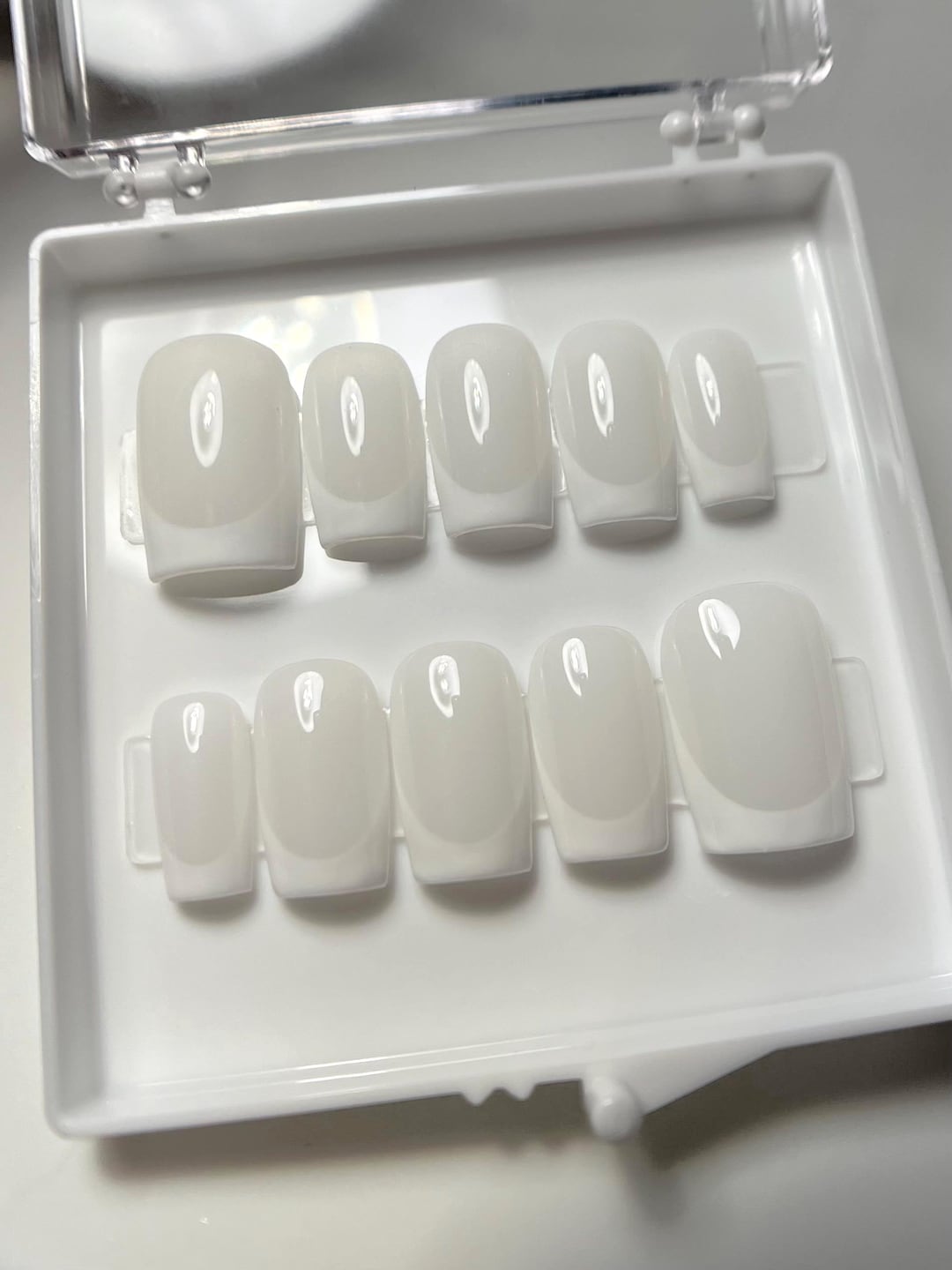 Angel Tips | Press on Nails (customizable) - Etsy