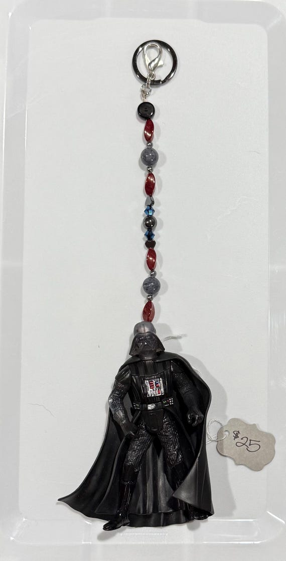STAR WARS Vader Keychain　スターウォーズ・ダースベーダー Amazon.co.jp: Star Wars スター ウォーズ ダース ベイダー