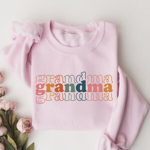 Grandma Sweatshirt, Retro Cute Grandma Sweater, I&#39;m A Cool Grandma Sweater, Funny Grandma Gift Hoodie, Pregnancy Announcement Gift