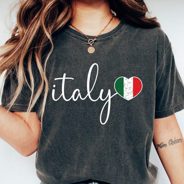 Italy T-Shirt, Italy Family Trip, Love Italy Retro Tee, Italy Vacation, Italy Anniversary, Italian Honeymoon Shirt, Italy Gift, Rome Travel