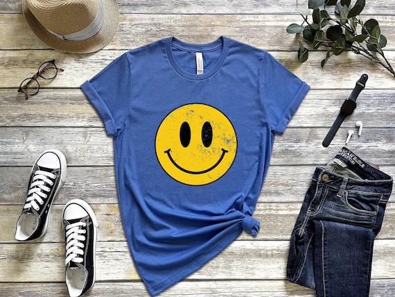 Funny Smile Face T-Shirt, Vintage Smile Face Shirt, Retro CuteSmile Shirt, Women's T-Shirt, Happy Face Tee, Smile Face, Shirts for Women