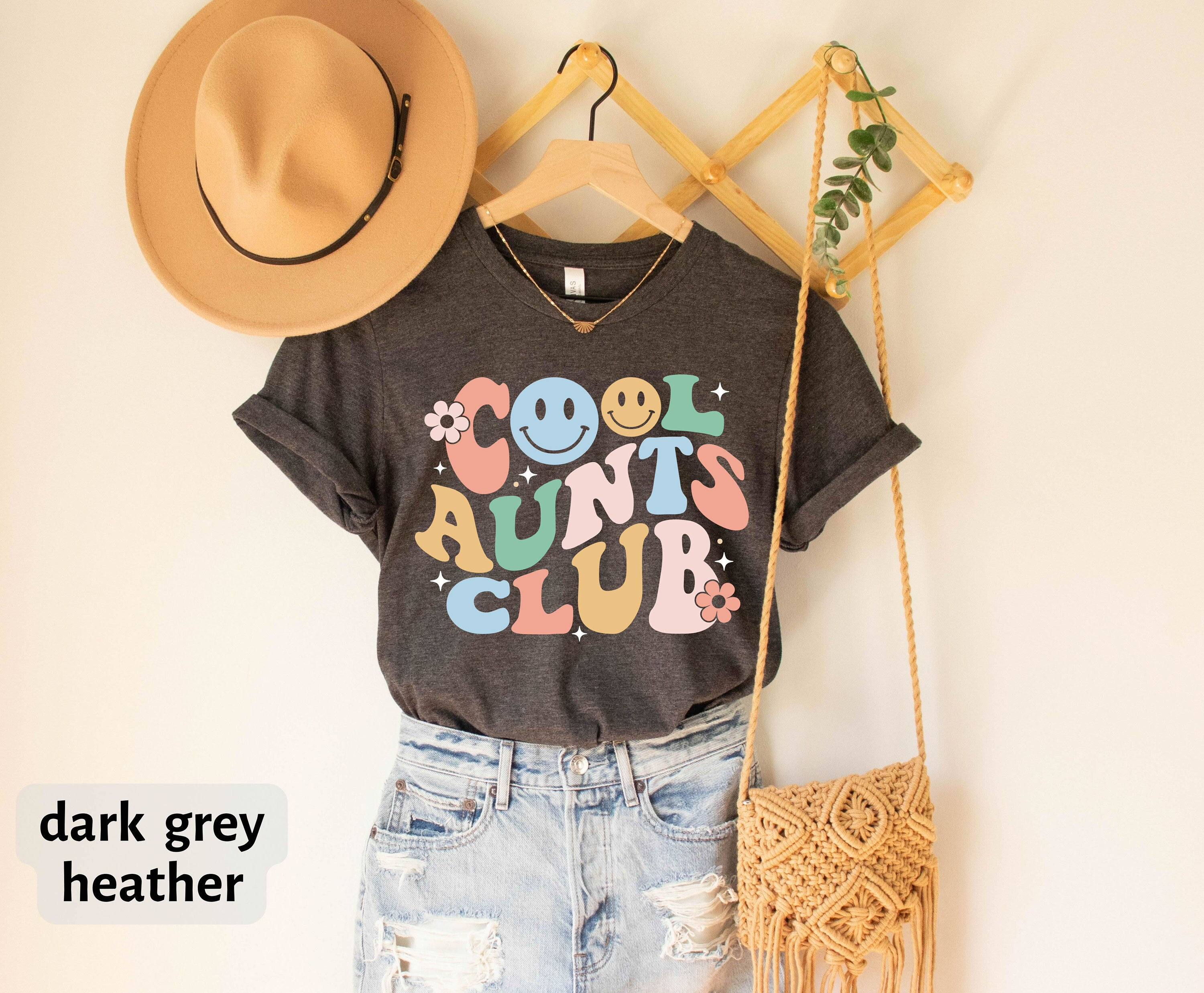 Cool Aunt Club T-Shirt, Favorite Aunt Shirt, Cool Aunt Gift Tee, Cool Aunt Gift from Niece, New Aunt Shirt, Funny Cool Gift Aunt Shirt