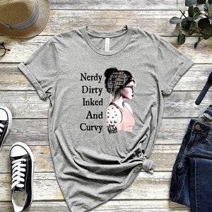 Nerdy Dirty Inked Curvy Reading Lovers T-Shirt, Book Lover Women Tee, Funny Book Lover T-Shirt, Reading Club Librarian Gifts afbeelding 4