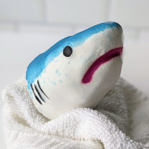 Shark Attack Bath Bomb