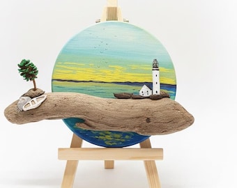 Scultura faro in legno galleggiante 027: decorazione costiera irlandese