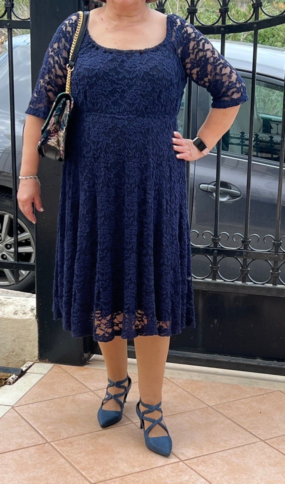 Vintage blue lace dress, women's flare dress, lace dress, navy blue dress in lace with inside lining, mid-calf ladies dress, secondhand Vintage blue lace dress, women's flare dress, lace dress, navy blue dress in lace with inside lining, mid-calf ladies dress, secondhand