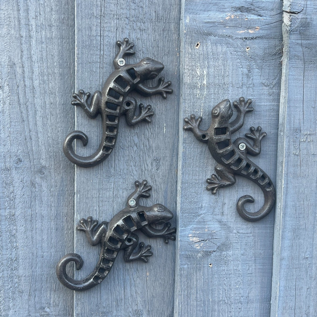 Set of 3 Small Cast Iron Gecko Metal Wall Mounted Hanging Art Etsy