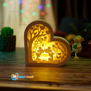 Mickey Love Heart Lanterns Shadow Box SVG pour Cricut Projects Bricolage Saint-Valentin, modèle en papier découpé - décoration de lampe DIY, svg coeur 3D