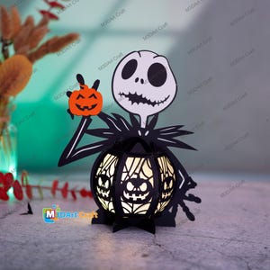 Modello SVG fai da te per lanterna Jack per progetto Cricut. ScanNcut, Cameo.. Decorazione di Halloween per lanterna di carta, scatola luminosa tagliata in carta, scatola delle ombre svg