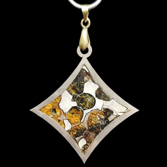 Pallasite necklace shop