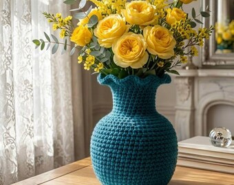 Häkelanleitung für eine Krugvase (PDF), türkisfarbene Blumenvase, skulpturaler Blumenhalter, Boho-Wohntipp