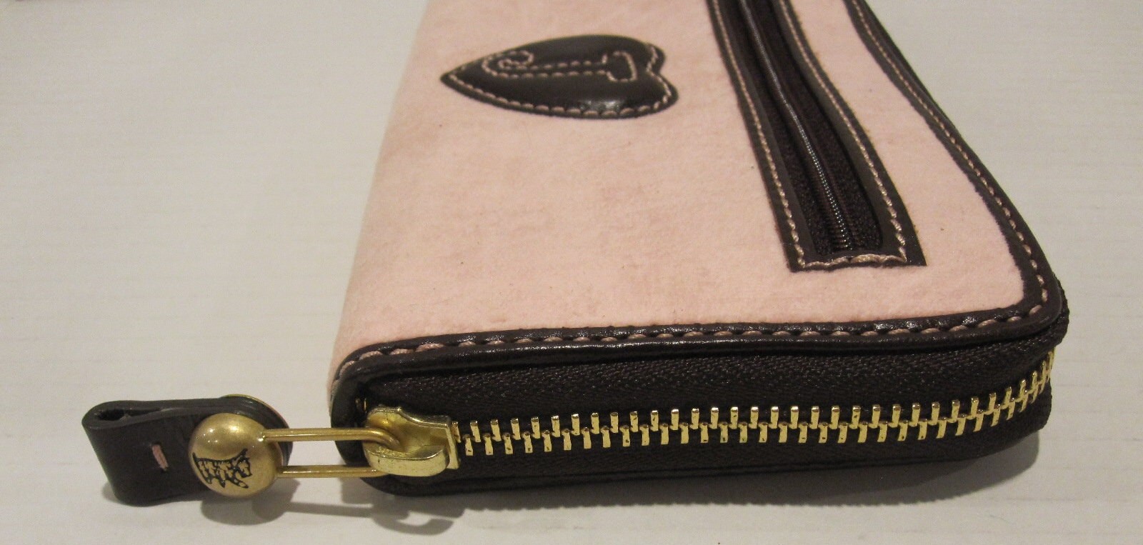 新品同様 Vintage Juicy Couture Velour Money Pieces Zip Around Wallet 着せ替え服・アウトフィット