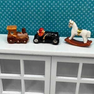 Tiny Transportation Vehicles Vintage Dollhouse Porcelain Miniatures  Mini Childrens Toy Replicas Train Engine Sports Car Rocking Horse K1AGH