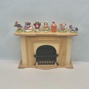 Tiny The Tail of Peter Rabbit Beatrix Potter Figurines: Mittens Kittens Cottontail Mother Goose Toad Dollhouse Miniatures French Feves B1