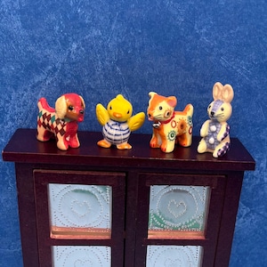 Tiny Animals with Patterns Puppy Dog Kitty Cat Bunny Rabbit Baby Chick French Feves Stuffed Animal Porcelain Figurines Dollhouse Miniatures