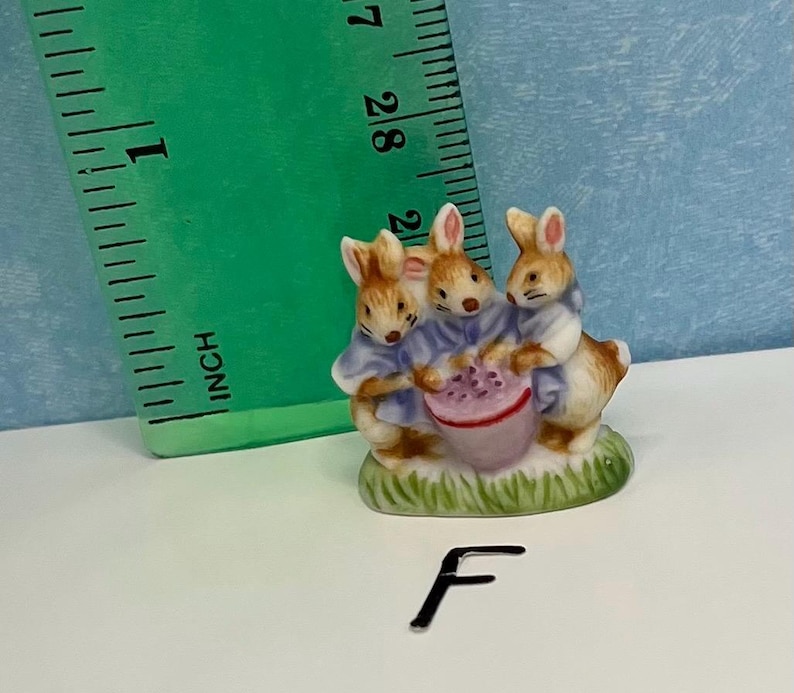 Tiny the Tail of Peter Rabbit Beatrix Potter Figurines: Mittens Kittens ...