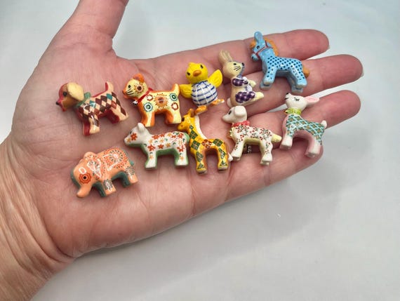 Tiny Patterned Animals: Dog Cat Bunny Baby Chick Pony Elephant Bear Giraffe Stuffed Animal French Feves Porcelain Dollhouse Miniatures TT28