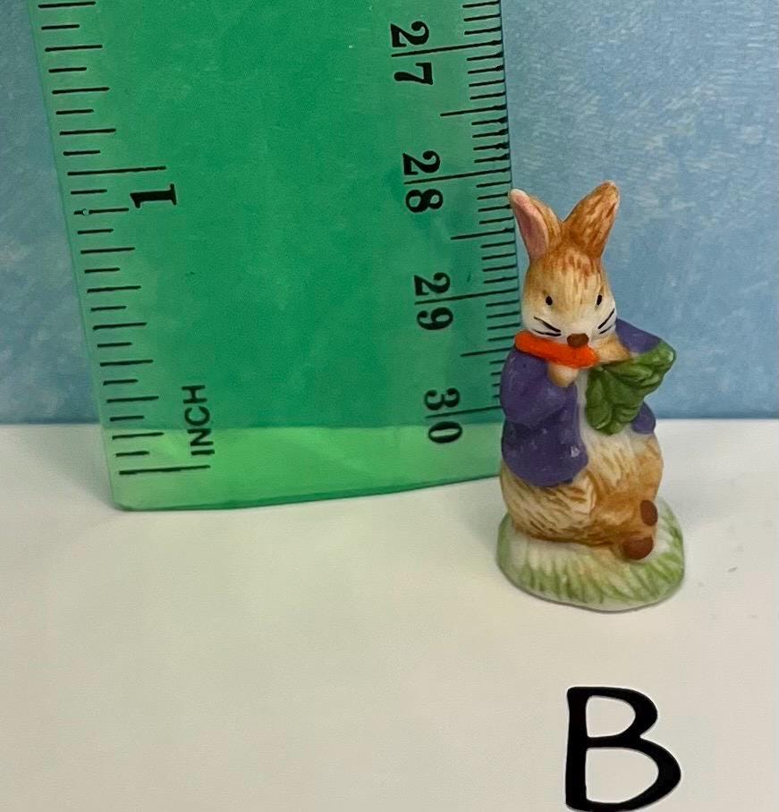 Tiny the Tail of Peter Rabbit Beatrix Potter Figurines: Mittens Kittens ...