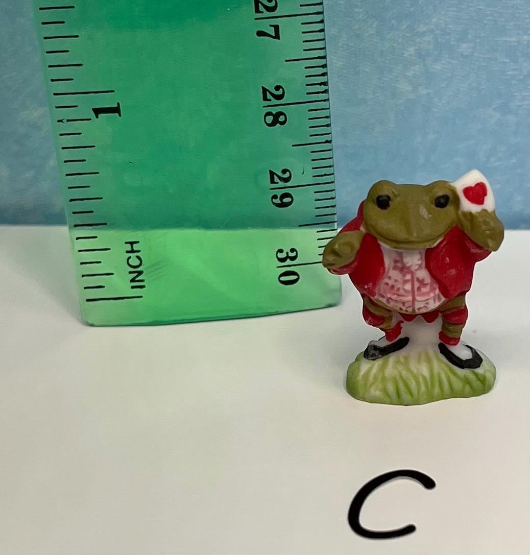 Tiny the Tail of Peter Rabbit Beatrix Potter Figurines: Mittens Kittens ...