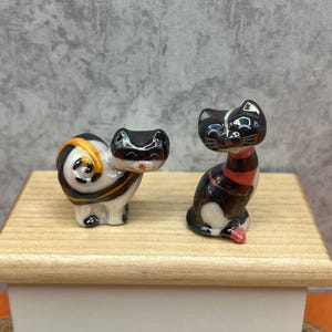 Miniature Porcelain Cats: Hand Painted French Feves Dollhouse Miniatures