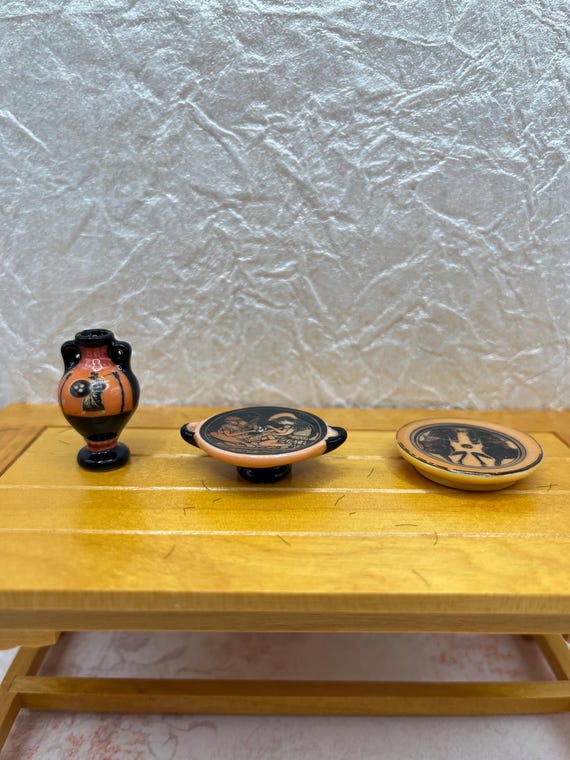 Mini Ancient Greek Artifacts: Dish Cake Platter Plate Old Pottery Museum Greece Replicas Tiny French Dollhouse Miniatures French Feves AC3