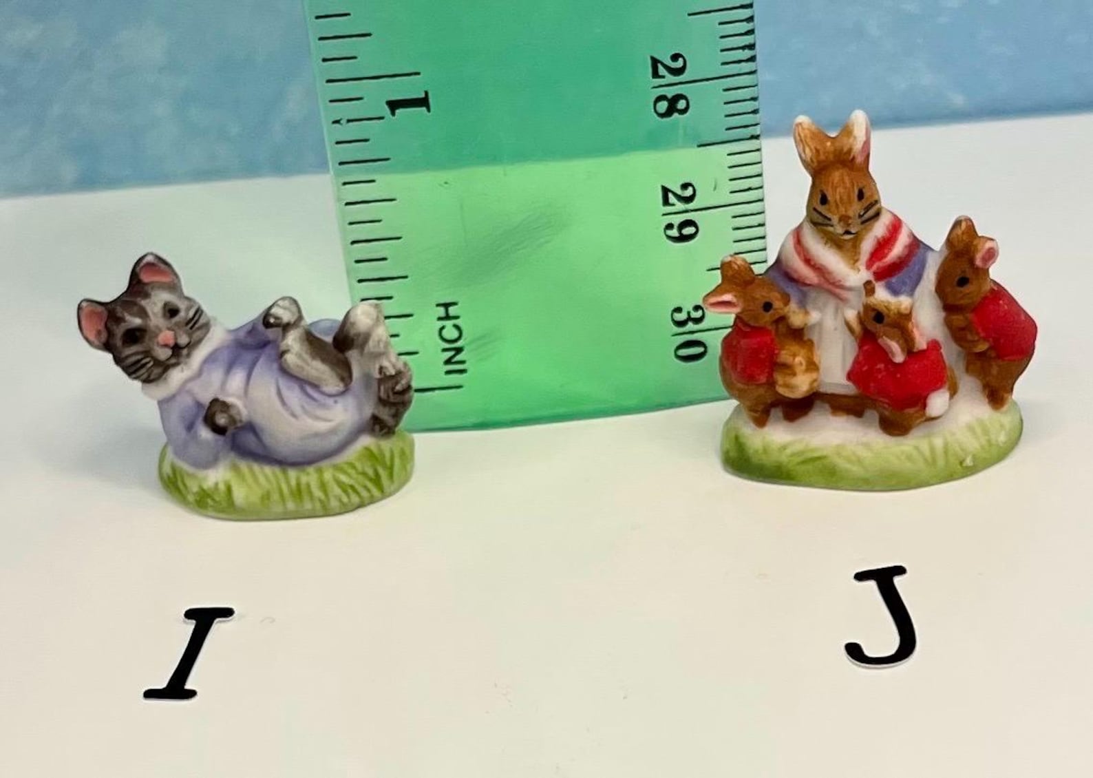 Tiny the Tail of Peter Rabbit Beatrix Potter Figurines: Mittens Kittens ...