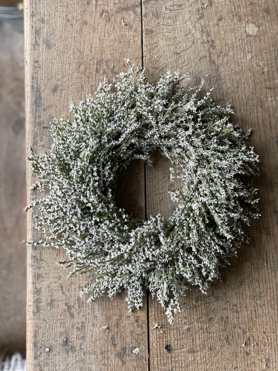 Handmade Dried Flower Wreath - Limonium