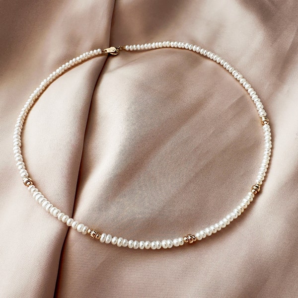 Zarte Kleine Perlenkette|Süßwasserperlen Halskette|Perlenkette Gold|Vintage Stil|Perlenarmband mit Goldenperle|Geschenk set|Perlen Choker