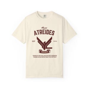 Camiseta con el Sigilo de la Casa Atreides: Superviviente de Arrakis - Sci-Fi Apparel imagen 3