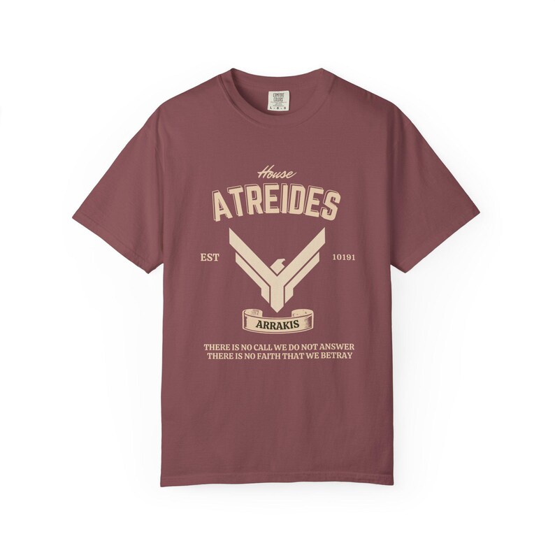 Camiseta con el Sigilo de la Casa Atreides: Superviviente de Arrakis - Sci-Fi Apparel imagen 2