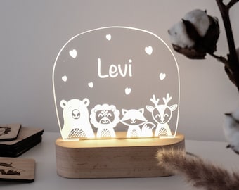 Veilleuse personnalisée avec « Woodlandfriends » en bois et acrylique, adaptée aux tout-petits et aux chambres d'enfants, idées cadeaux pour enfants