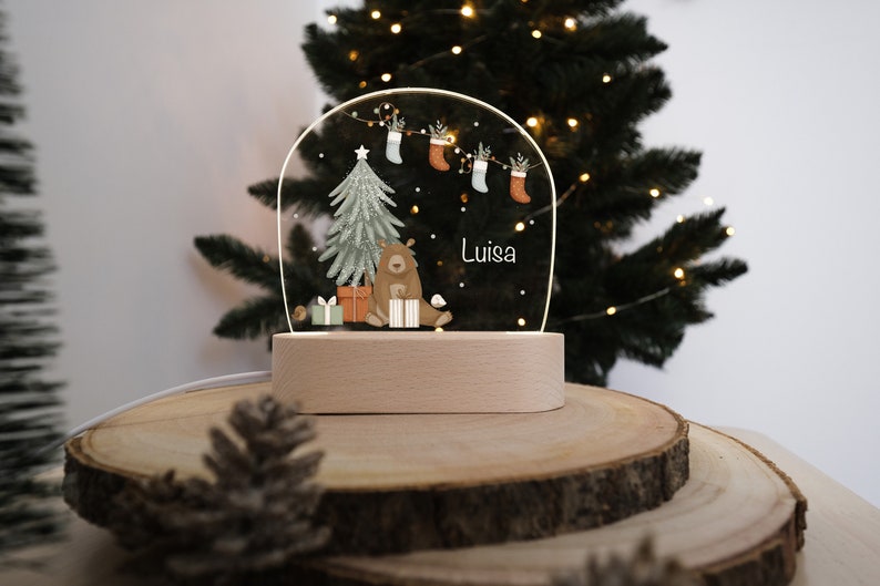 Nachtlicht Weihnachten mit Wintermotiv Weihnachtsbär eine Geschenkidee mit persönlicher Widmung