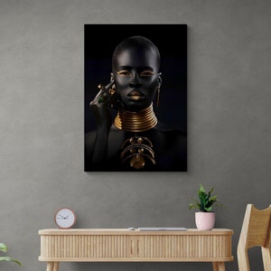 Zwarte vrouw ingelijst canvas, gouden sieraden vrouw kunst aan de muur, goud glitter canvas, goud gedetailleerde Afrikaanse vrouw kunst aan de muur, wit ingelijst canvas