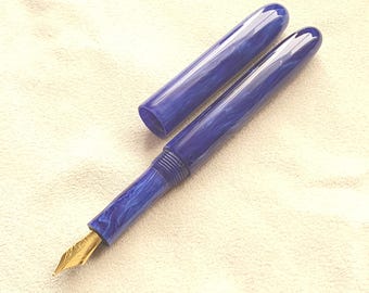 Pluma estilográfica Catalin hecha a mano (con plumín Schmidt)