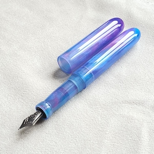 Handmade Resin Fountain Pen (with a Schmidt nib). image 4