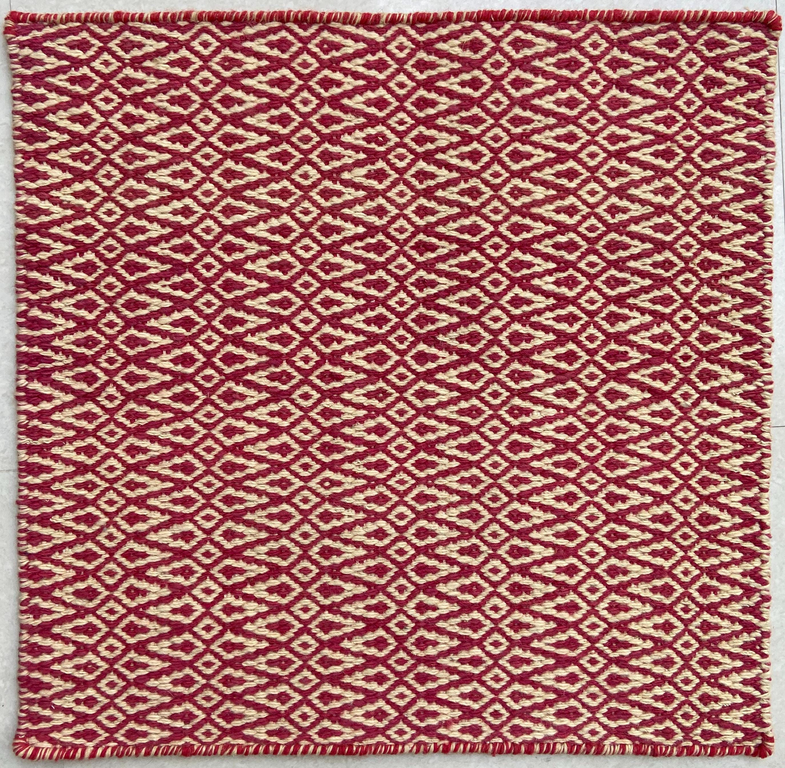 Handmade Wool Flat Weave Rug: Geometric Accent Rug