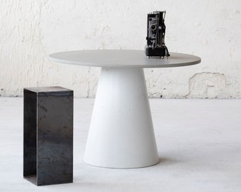 Concrete dining table | Many colors available |