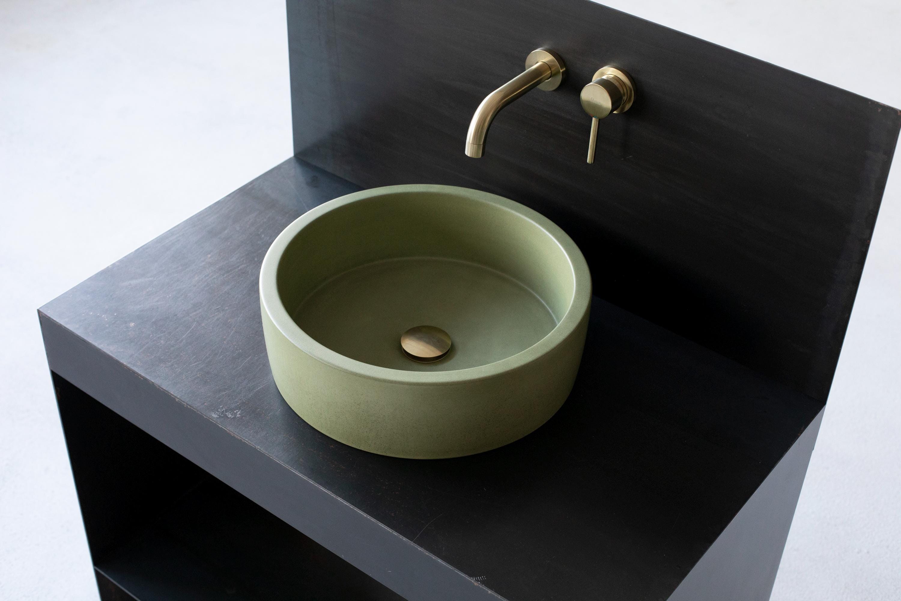 Round concrete sink. Wash basin. D40cm 15 3/4 inch. Olive Green