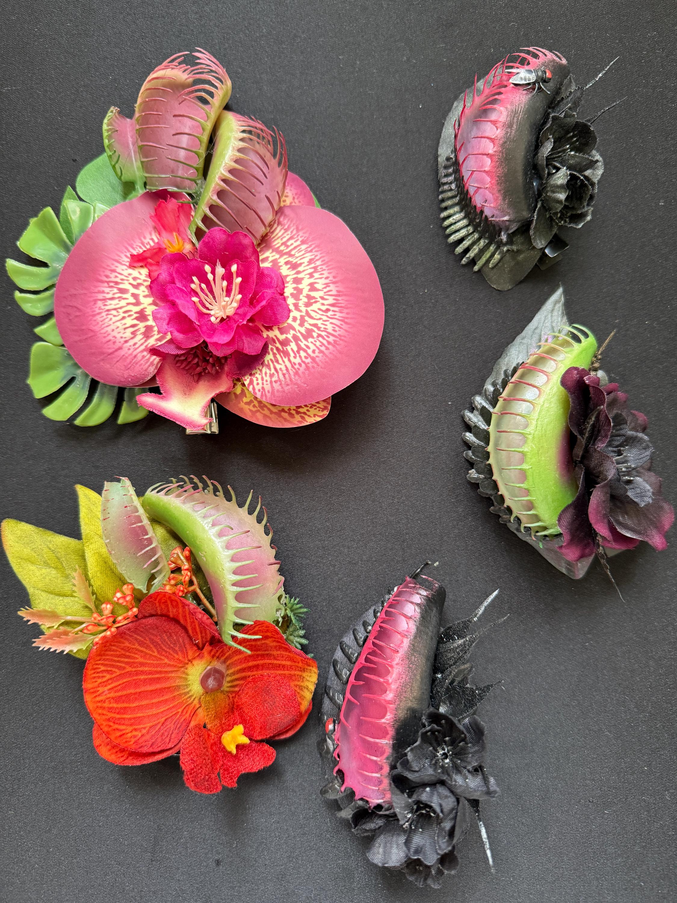 Venus Flytrap Hair Clip Tropical Tiki Faux Flower Green Leaf