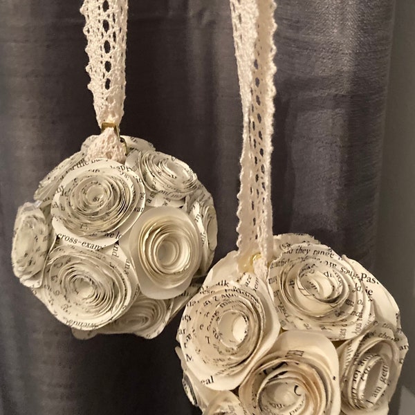 Book Page Rose Christmas Ornaments for Book Lovers