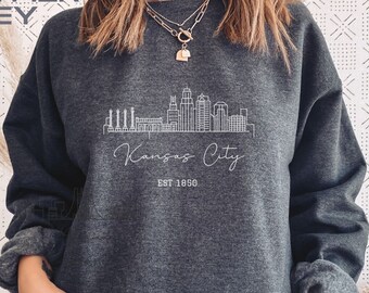 Kansas City Sweatshirt, Kansas City Pullover, City Skyline Sweater, Women Crewneck, Men Hoodie Shirt, Travel Souvenir Gift, Vintage Clothing