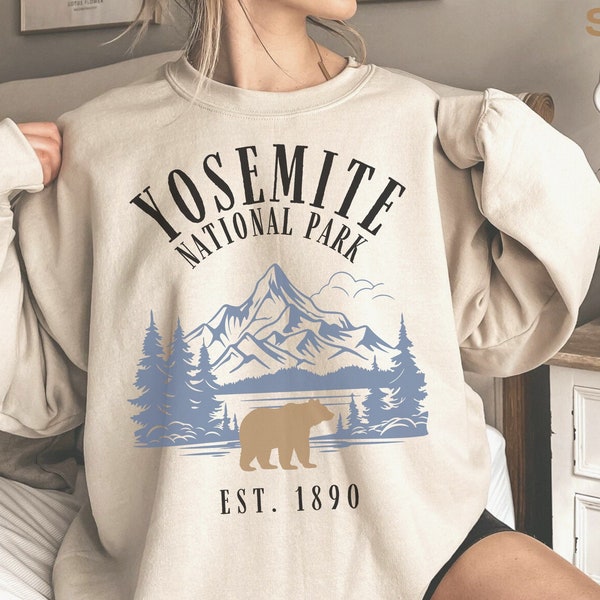 Yosemite Sweatshirt National Park Sweater California Shirt Bear crewneck NationalParks Souvenir Travel Gift Mountain lake tree Outdoorsy top