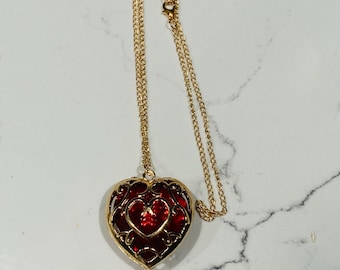 Legend of Zelda Inspired Heart Container Necklace and Keychain | Red & Blue Options