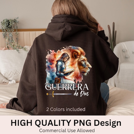 Guerrera de Dios PNG Mensaje Cristiano para Mujer Virtuosa Camisa Frase Religiosa Motivadora Spanish Christian Design Hija del Rey texto